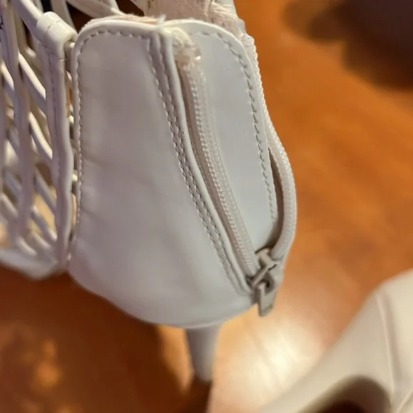 Shoe dazzle last price drop - Picture 6 of 9